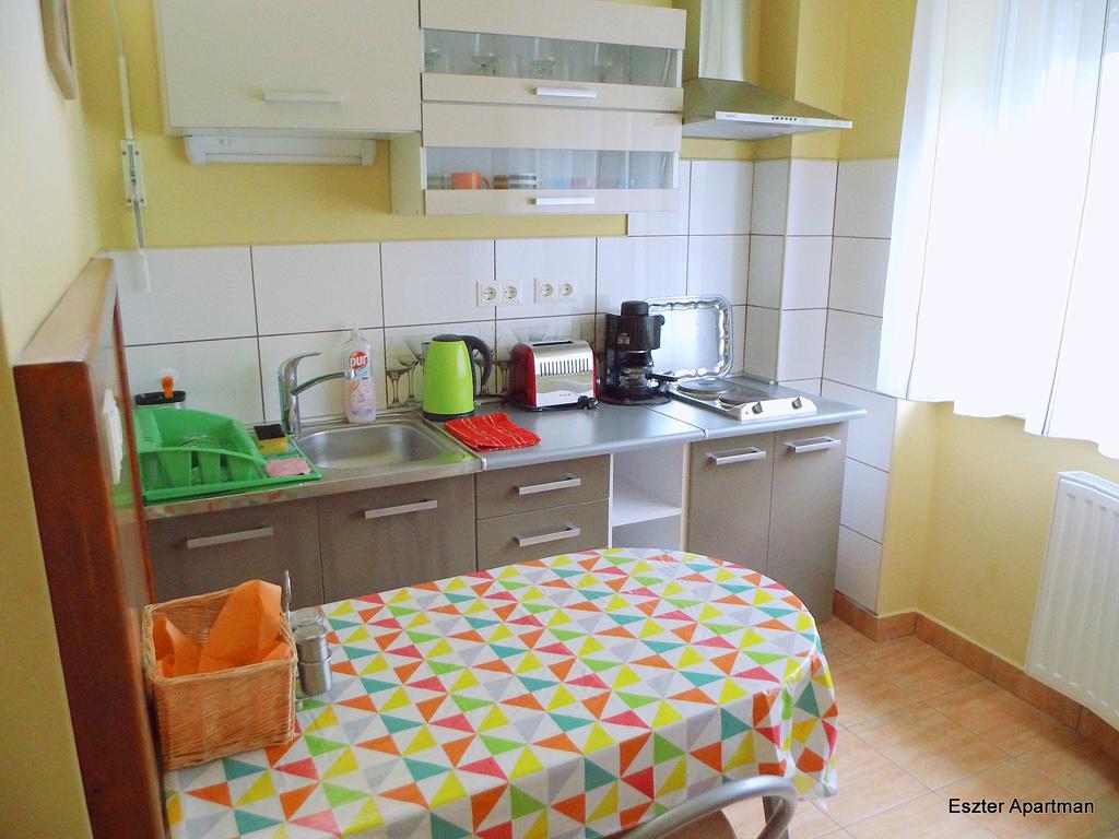 Eszter Apartman Bekescsaba Exterior foto