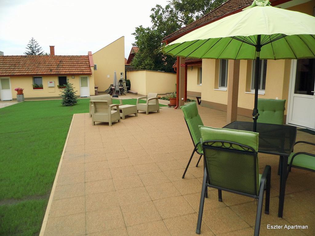 Eszter Apartman Bekescsaba Exterior foto
