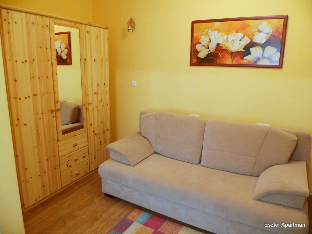 Eszter Apartman Bekescsaba Exterior foto