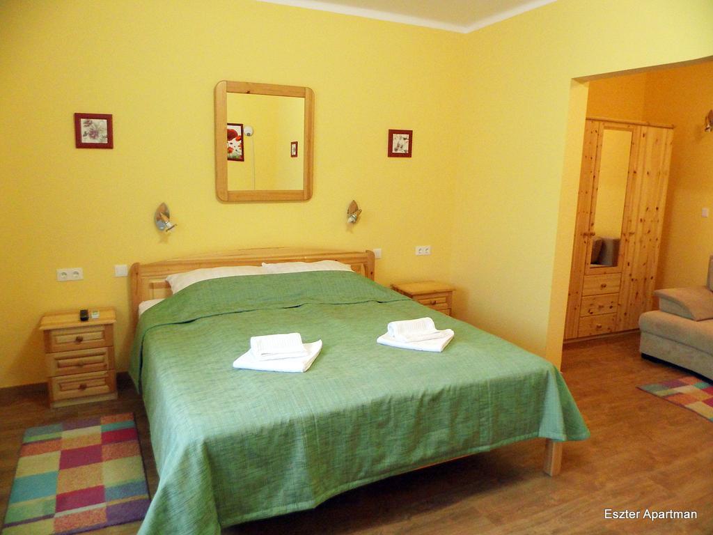 Eszter Apartman Bekescsaba Exterior foto
